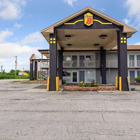 Super 8 By Wyndham Millbury/Toledo Hotel Exterior photo